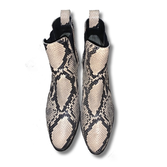 Rag & Bone snake skin booties ❤️ - Picture 2 of 9
